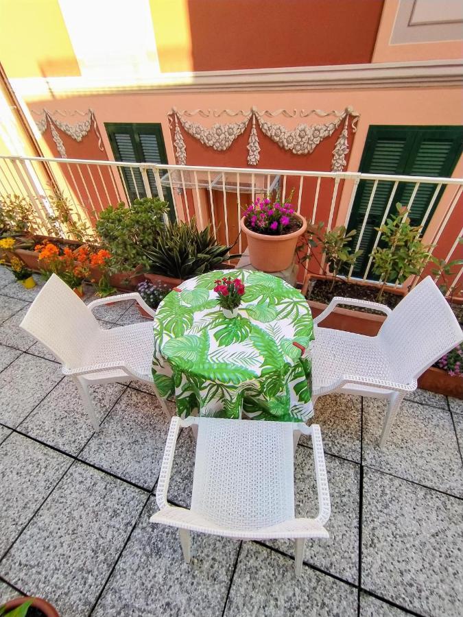 Hotel Alla Fontanella Alassio Eksteriør billede