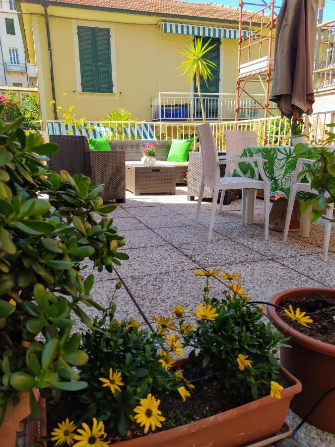 Hotel Alla Fontanella Alassio Eksteriør billede